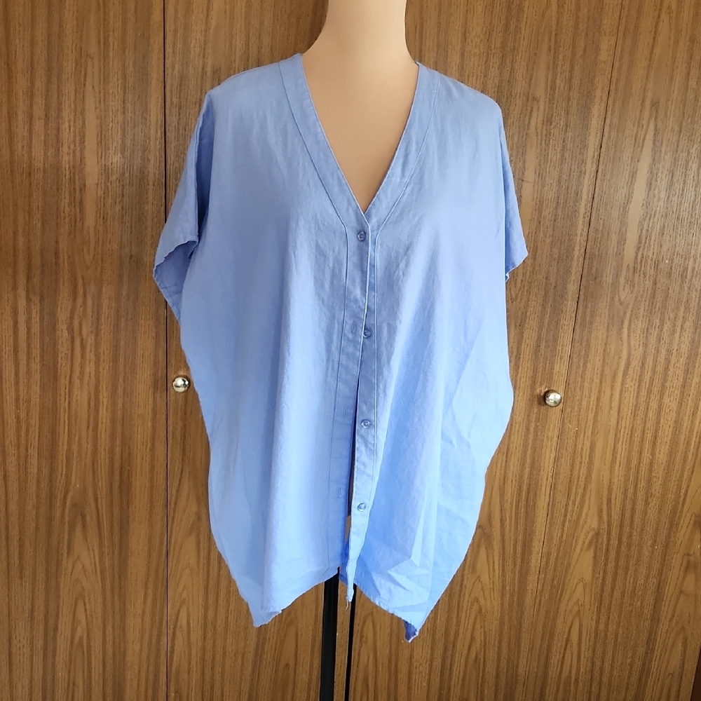 Ellos Light Blue V-Neck Button-Down Shirt